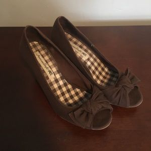 Peep Toe Wedge Heels Brown Size 8
